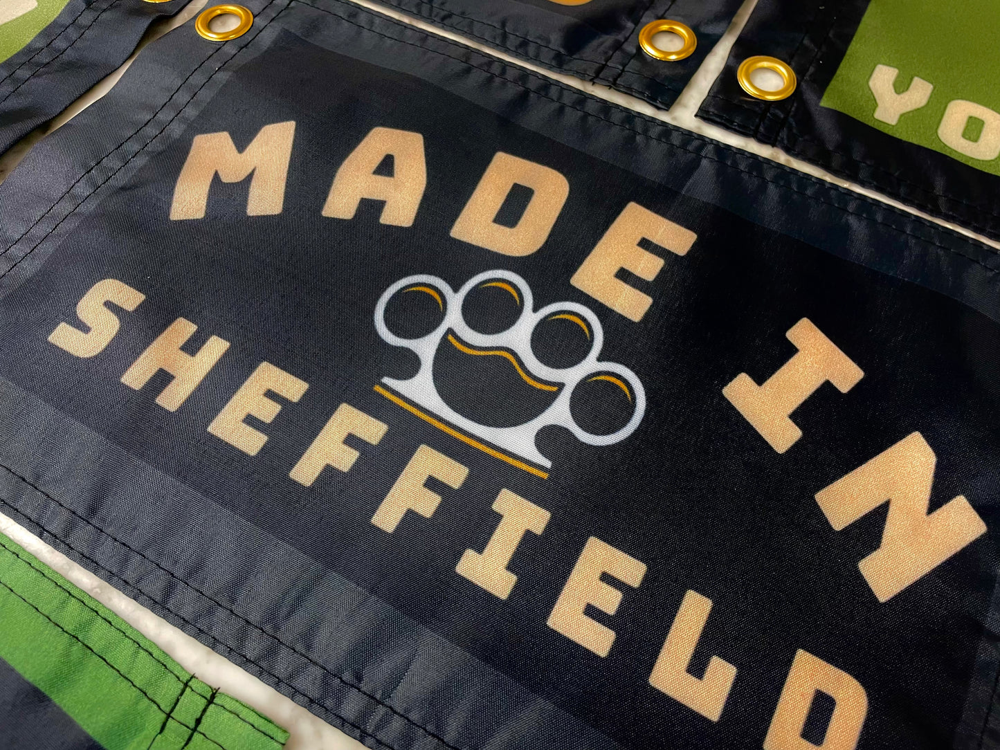 'MADE SHEFFIELD - KNUCKLEDUSTER' Mini Flag Pennant